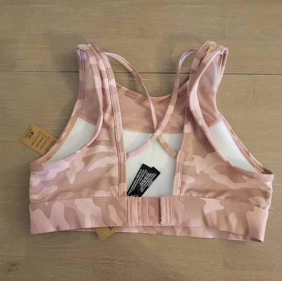 Victoria's Secret PINK Active Sports Bra Sz XS NWT - Picture 2 of 5